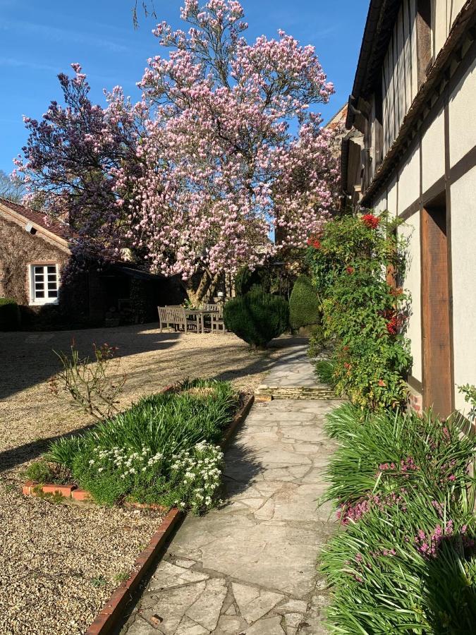 Le Puits D'Angle Bed & Breakfast Thibivillers ภายนอก รูปภาพ